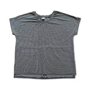 Avia Women’s Shirt Black and White Size XXXL